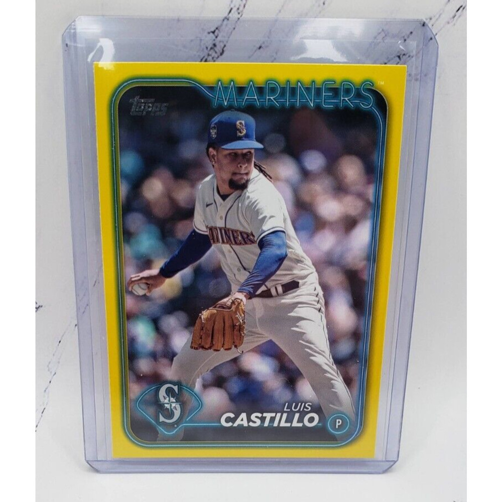 2024 Topps Series 1 Yellow Parallel Luis Castillo #54 Seattle Mariners